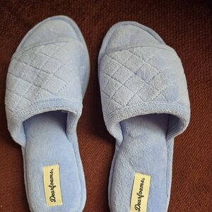 New Dearfoams Light Blue Slide Open Toe Slippers Size L 9-10